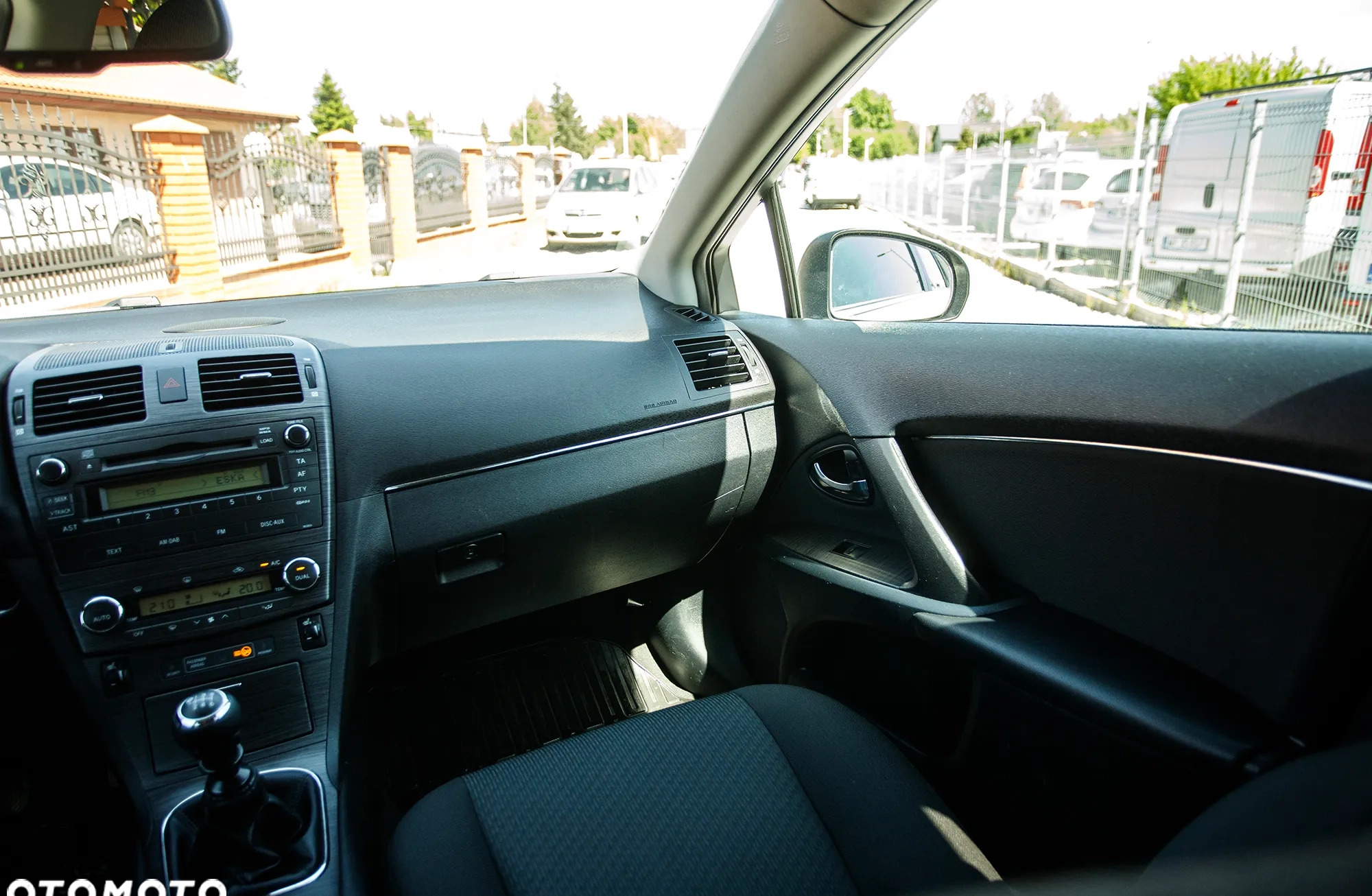 Toyota Avensis cena 33900 przebieg: 184000, rok produkcji 2009 z Rzgów małe 596